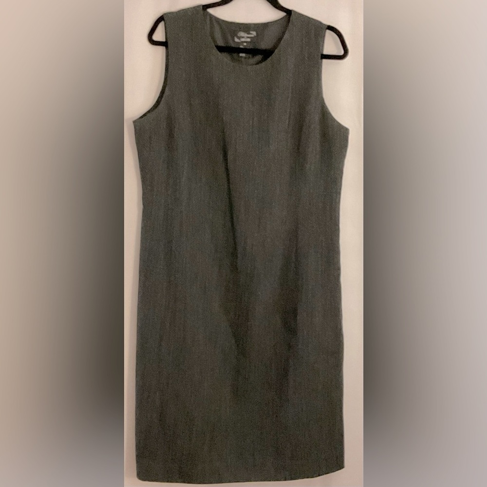 Larry Levine Gray tweed sheath dress